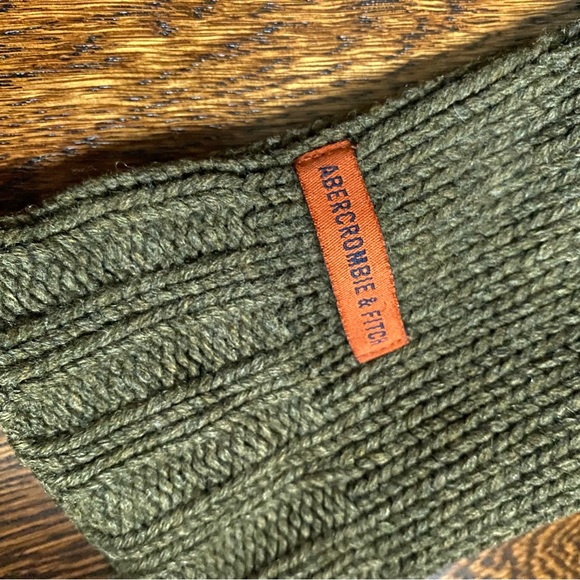 Abercrombie & Fitch Hooded Sweater - Picture 3 of 6